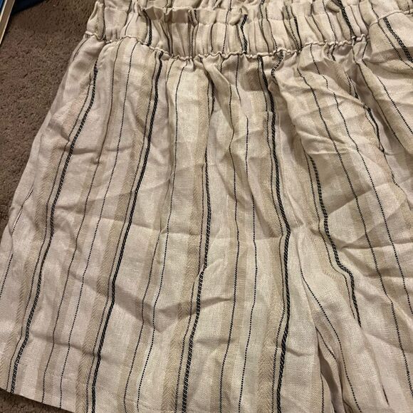 NWT love tree linen blend stripe shorts M - Picture 5 of 7